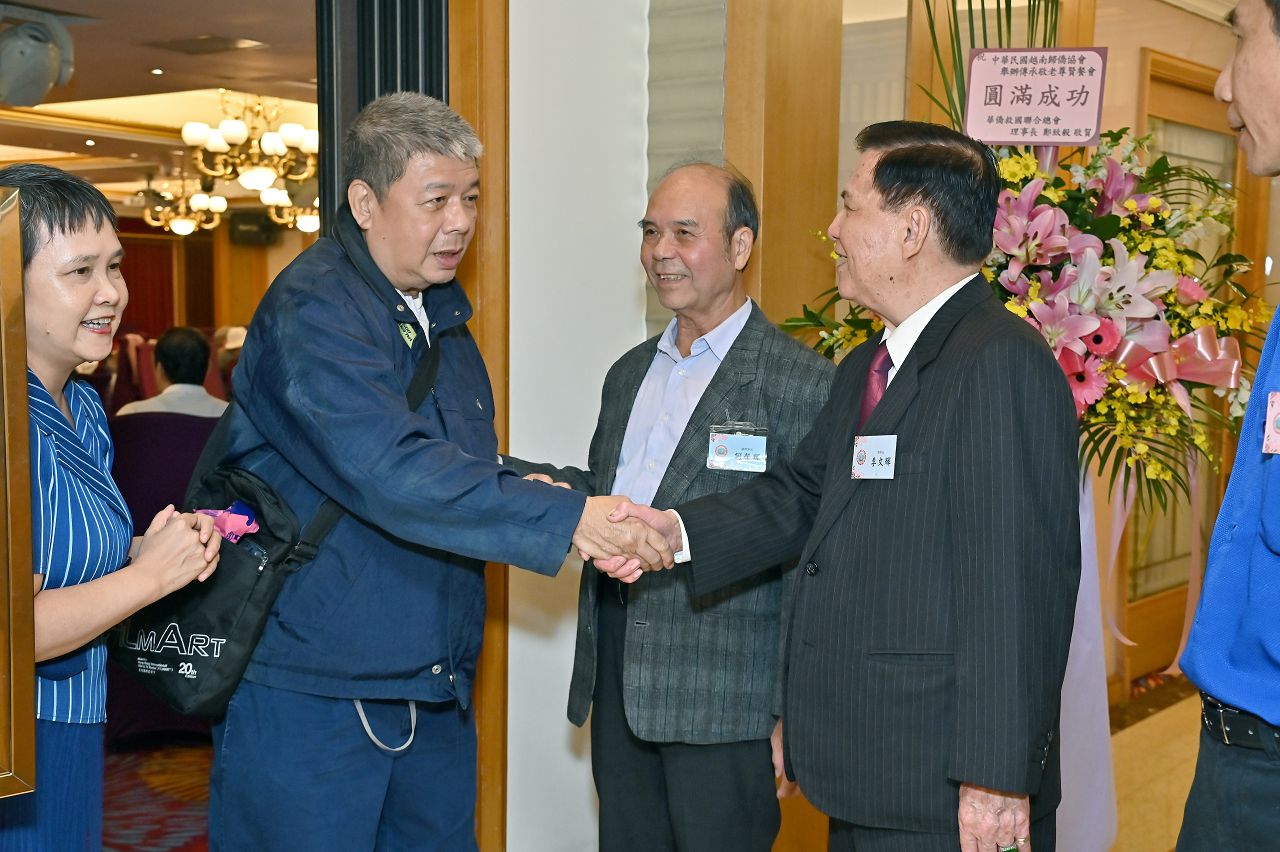 民國112年重陽敬老尊賢餐會